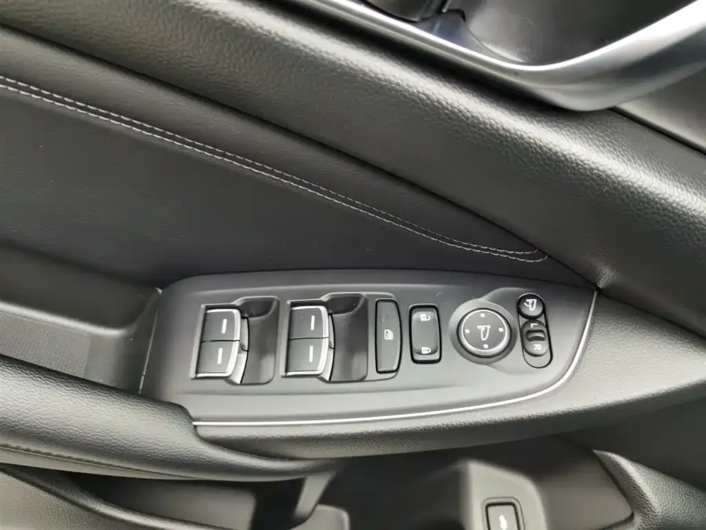 Honda Accord — фото 9