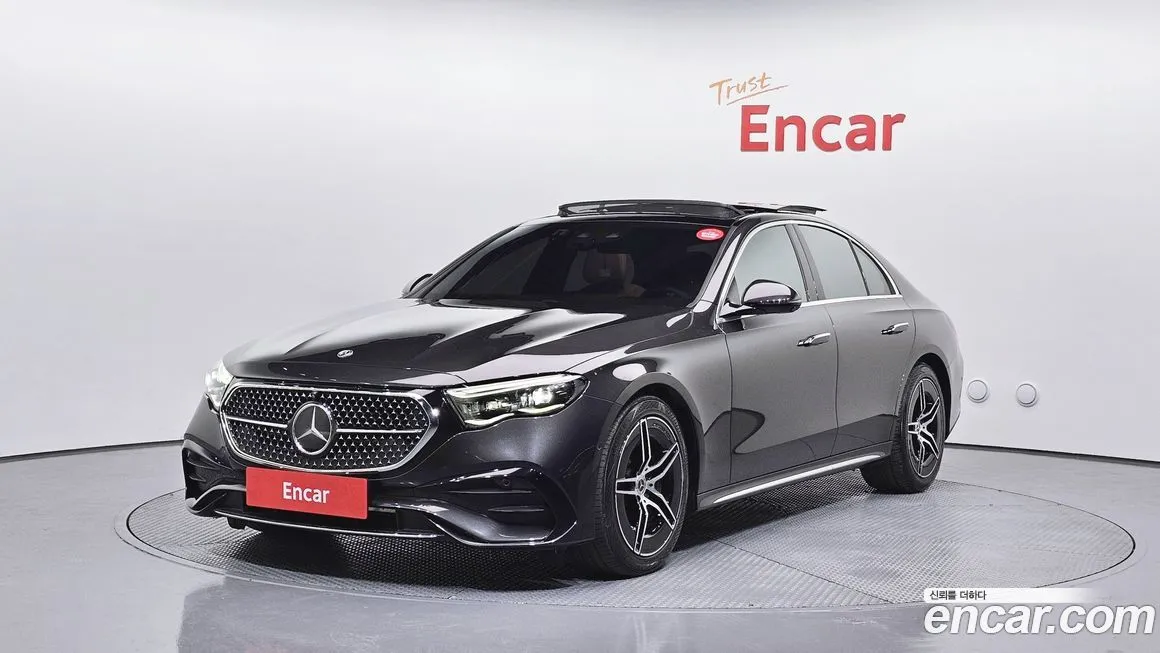 Mercedes-Benz E-Class — фото 1