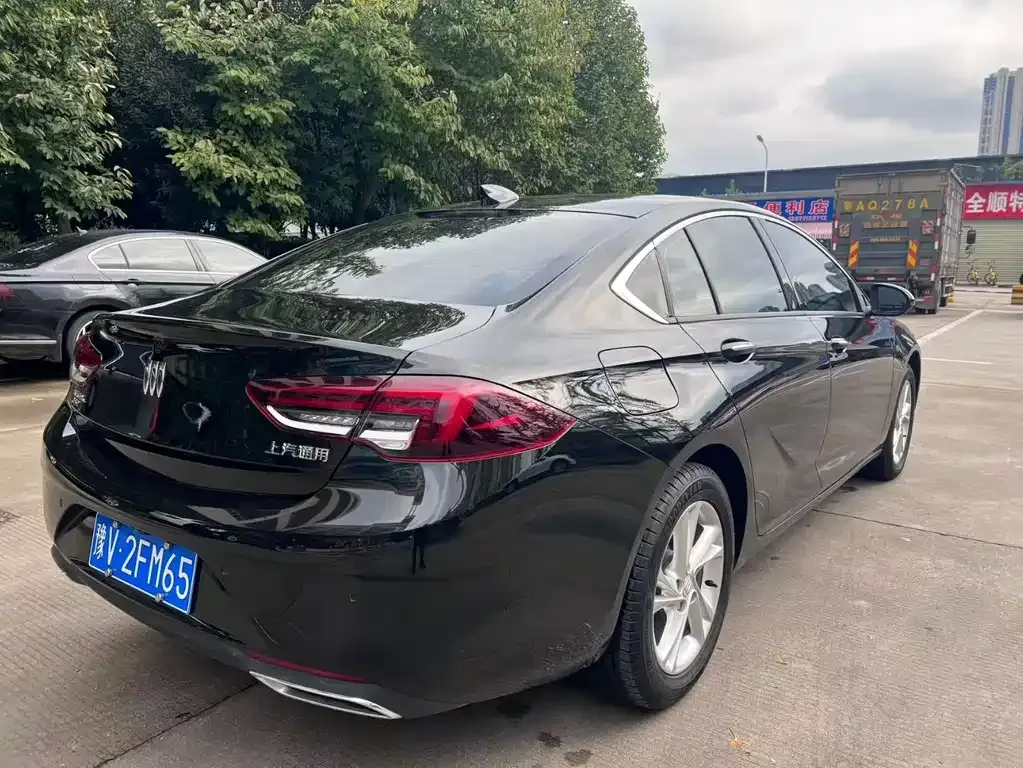 Buick Regal — фото 9