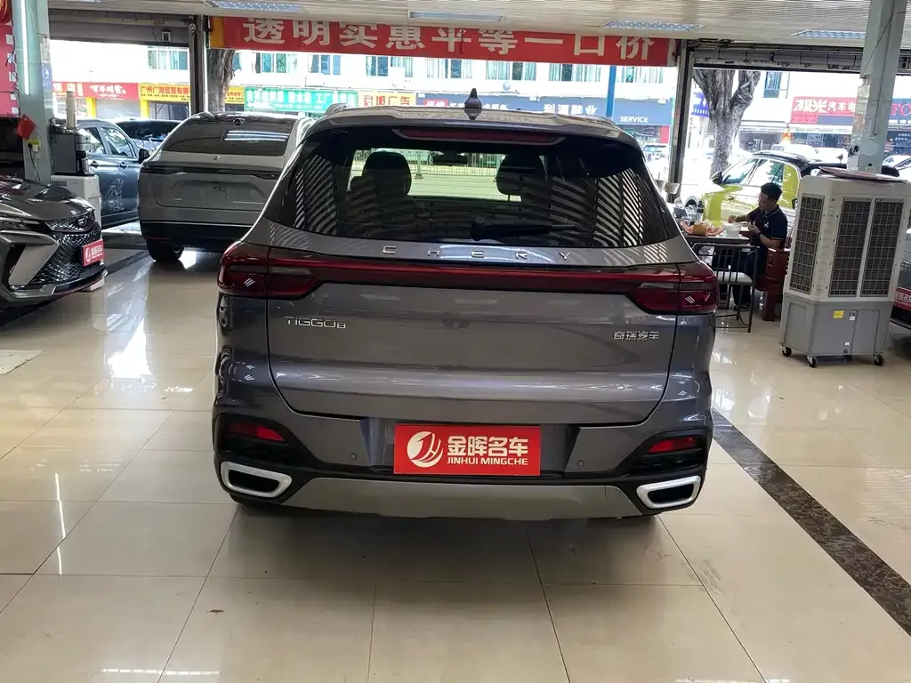 Chery Tiggo 8 — фото 4