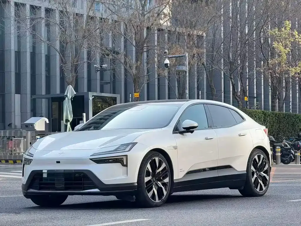 Polestar Polestar 4 — фото 1