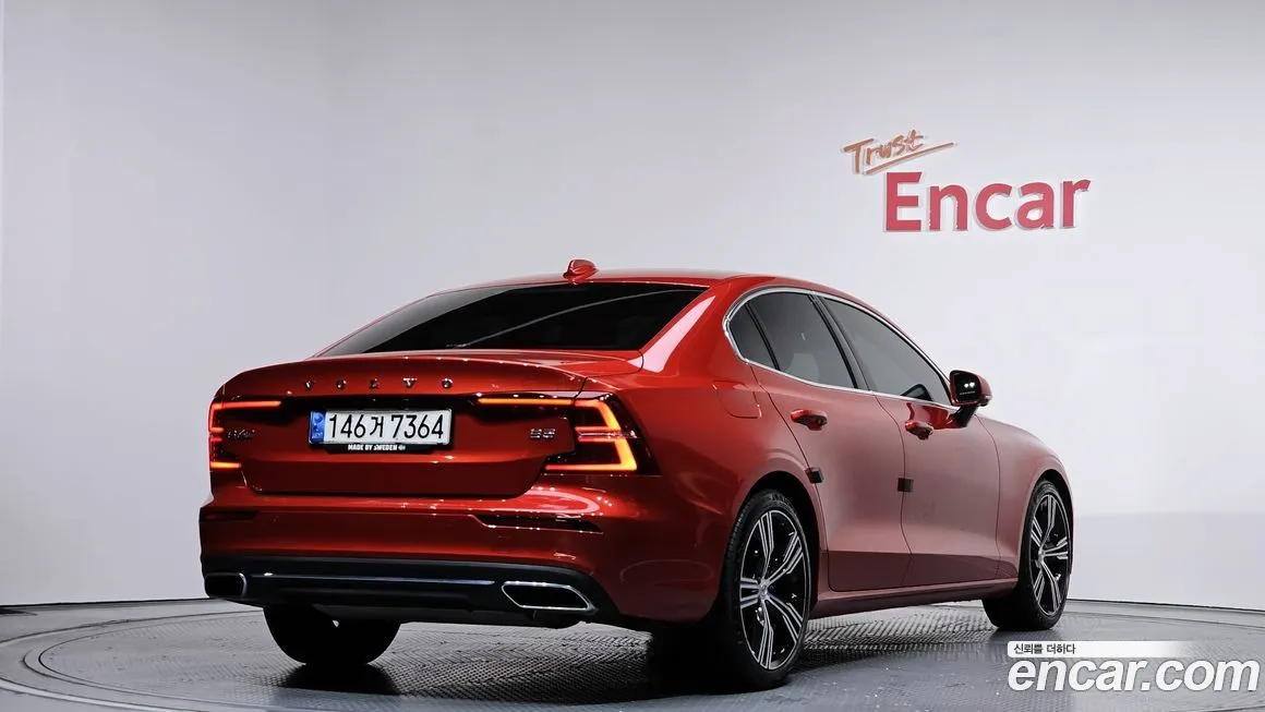 Volvo S60 — фото 2