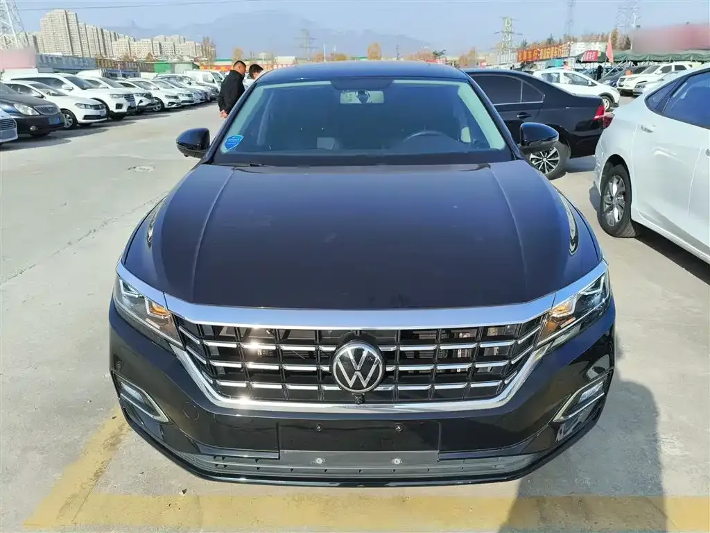 Volkswagen Passat — фото 3