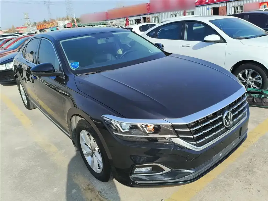 Volkswagen Passat — фото 4