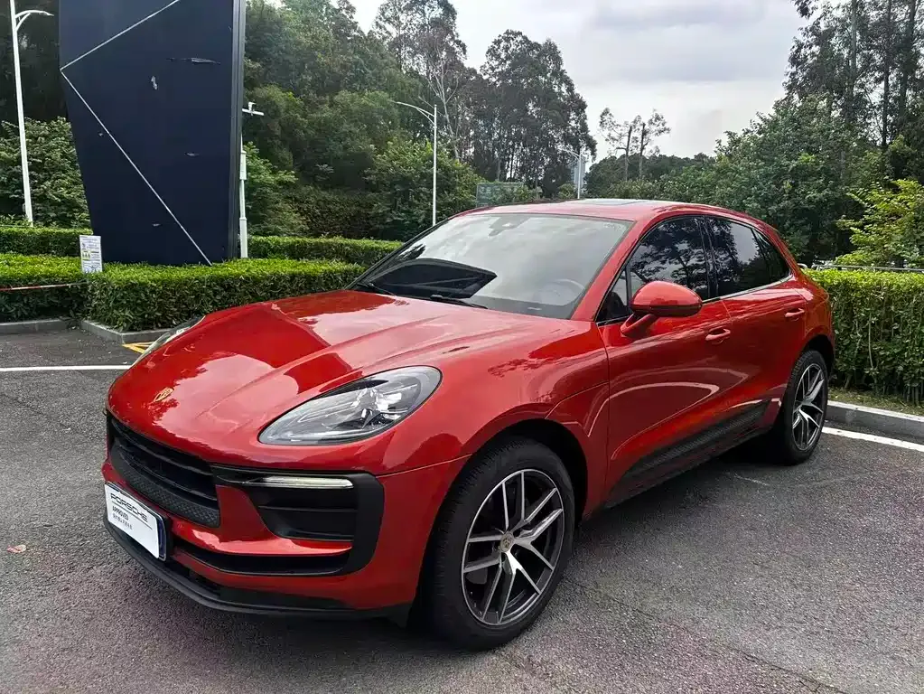 Porsche Macan — фото 1