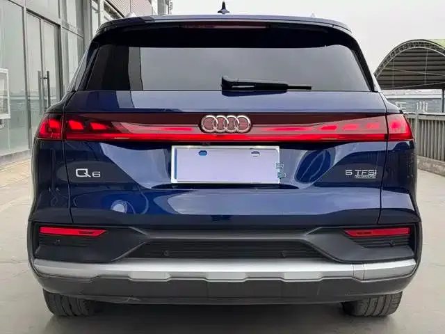 Audi Q6 — фото 5