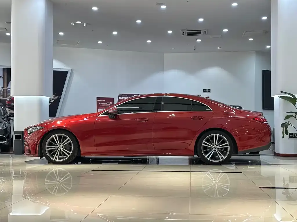 Mercedes-Benz CLS — фото 4