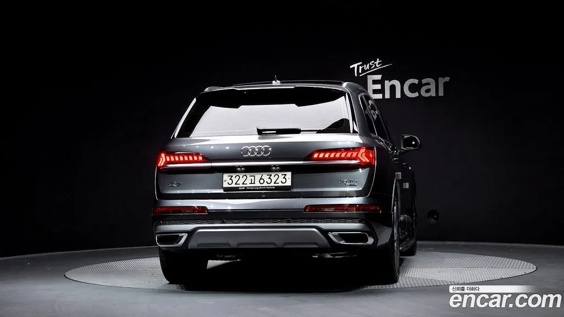 Audi Q7 — фото 4