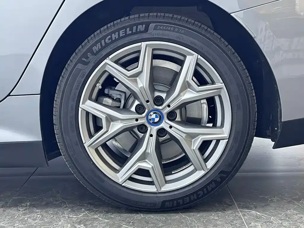 BMW i3 — фото 7
