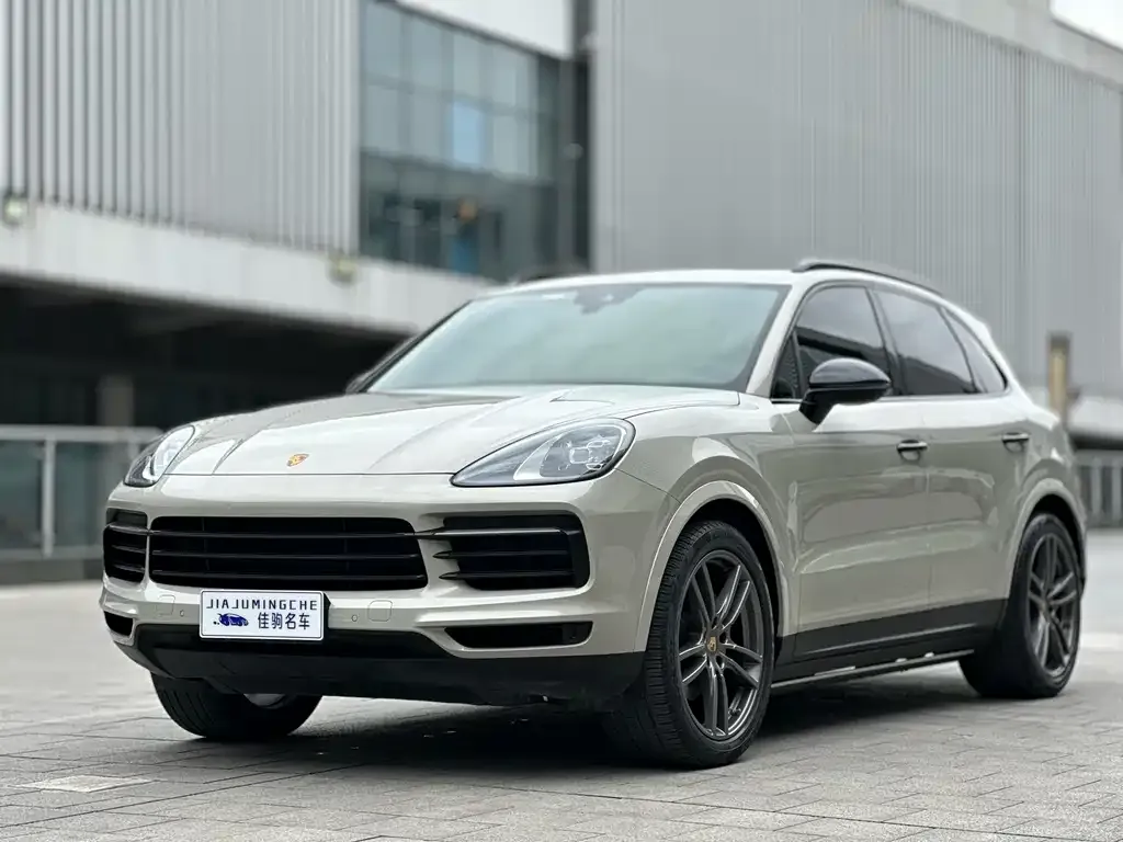 Porsche Cayenne — фото 2