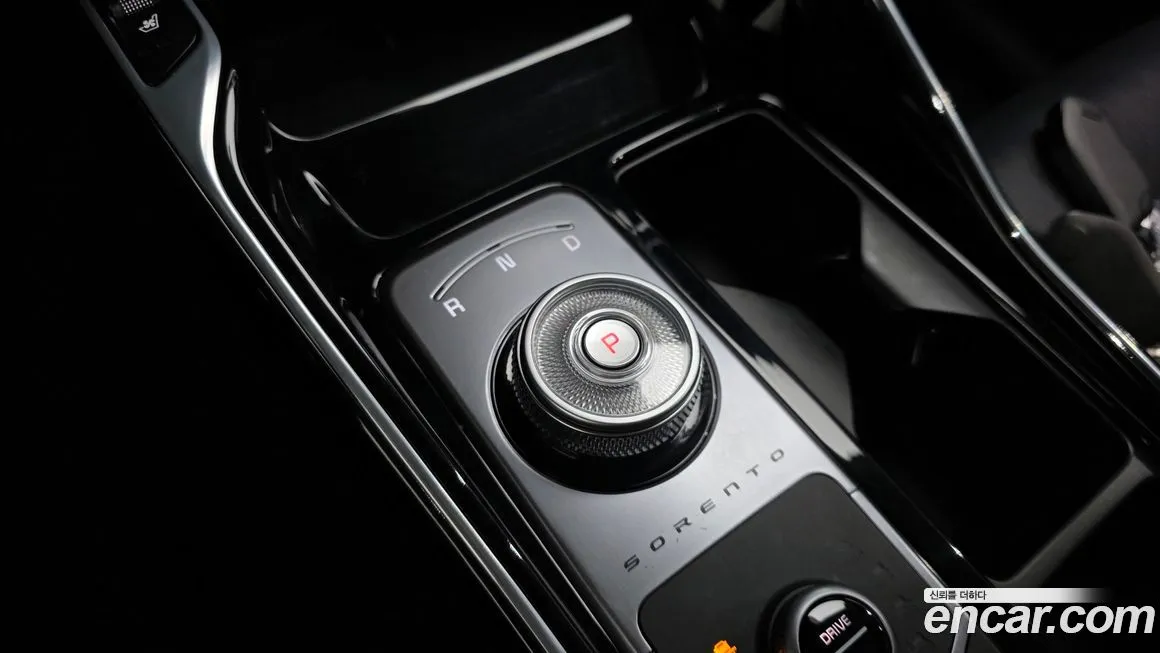 Kia Sorento — фото 9
