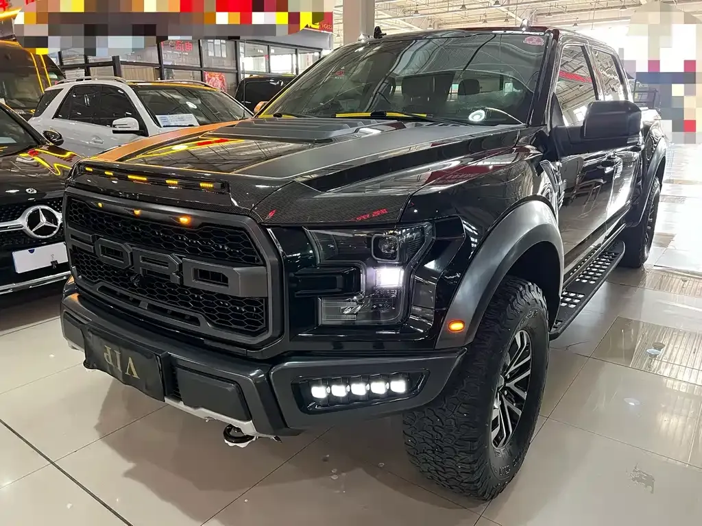 Ford F-150 Raptor — фото 1
