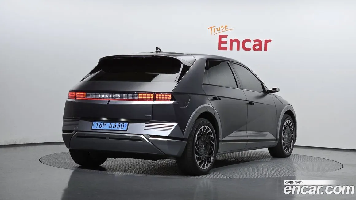 Hyundai Ioniq5 — фото 2