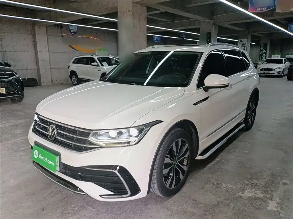Volkswagen Tiguan L — фото 2