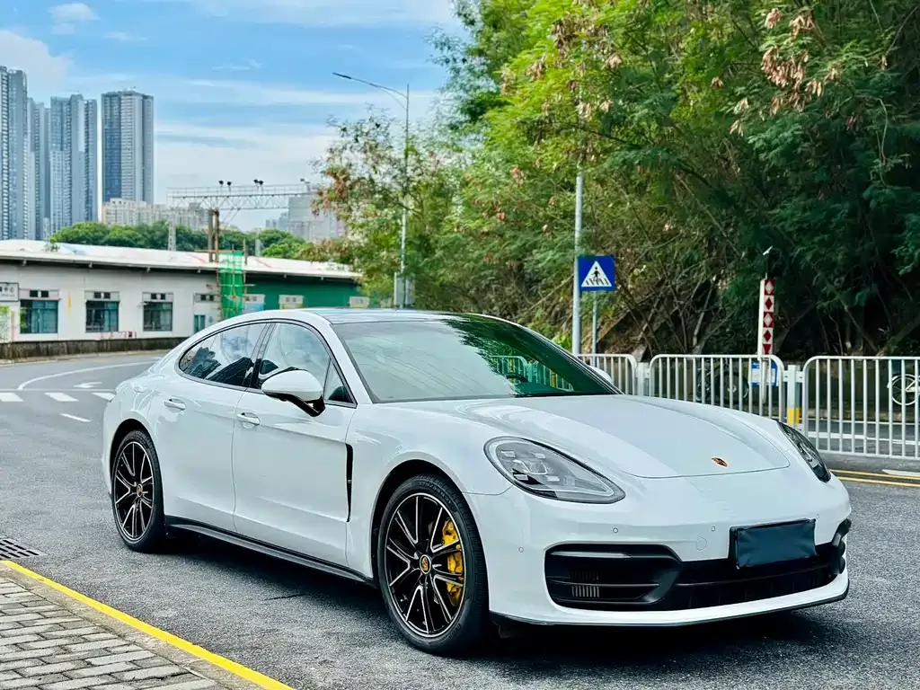 Porsche Panamera — фото 3