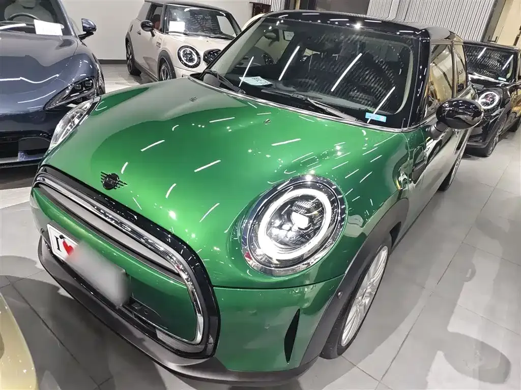 MINI Cooper (3-door) — фото 1