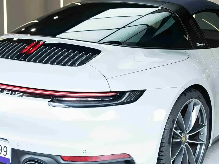 Porsche 911 — фото 7