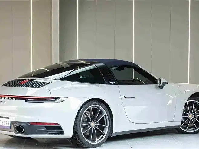 Porsche 911 — фото 8