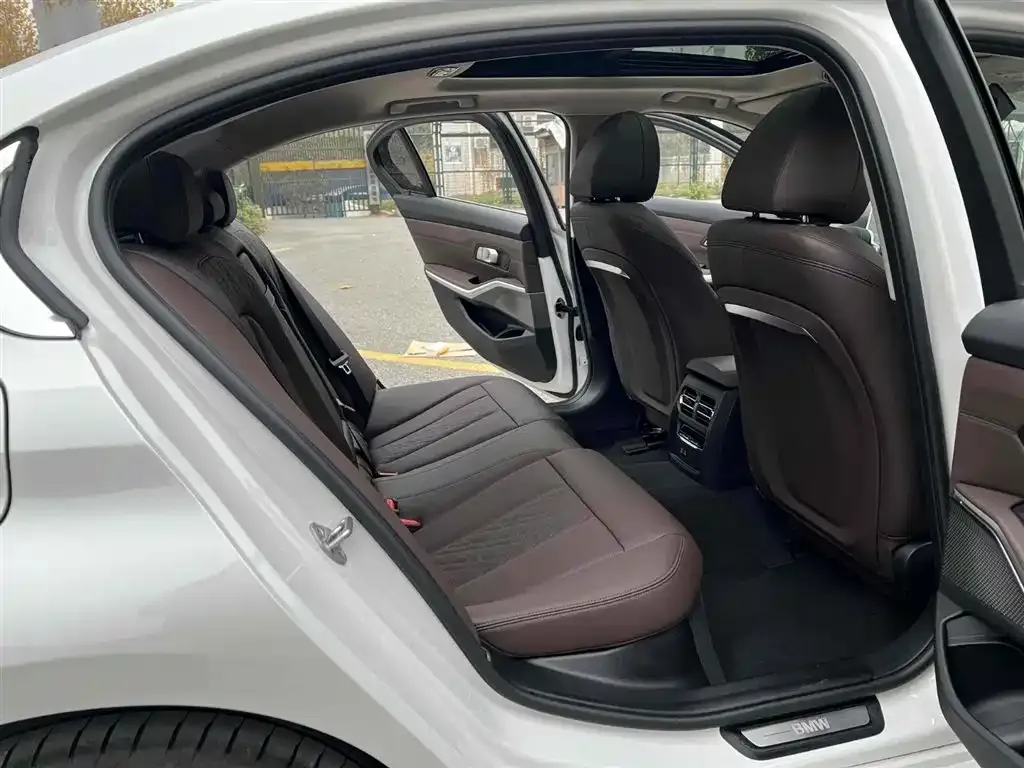BMW i3 — фото 10