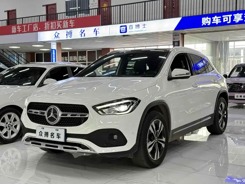 Mercedes-Benz GLA — фото 1