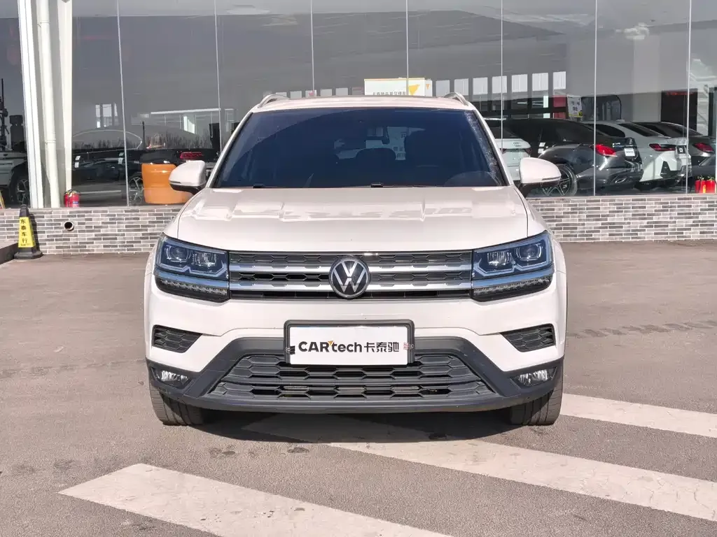 Volkswagen Tharu — фото 2