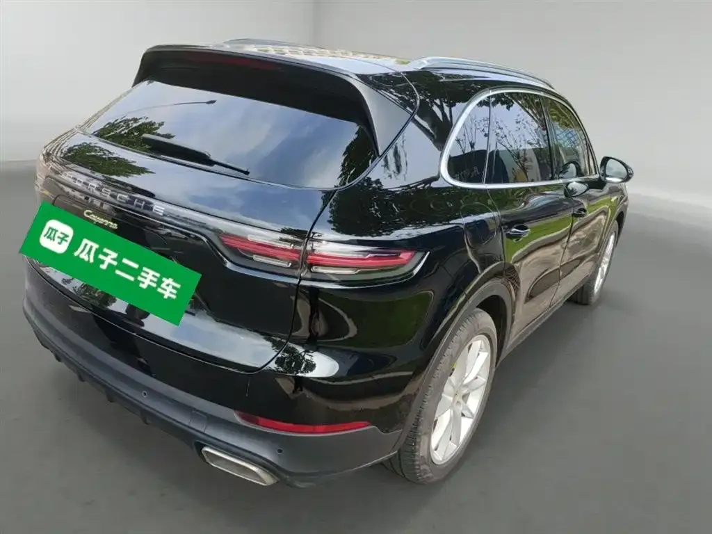 Porsche Cayenne Hybrid — фото 7