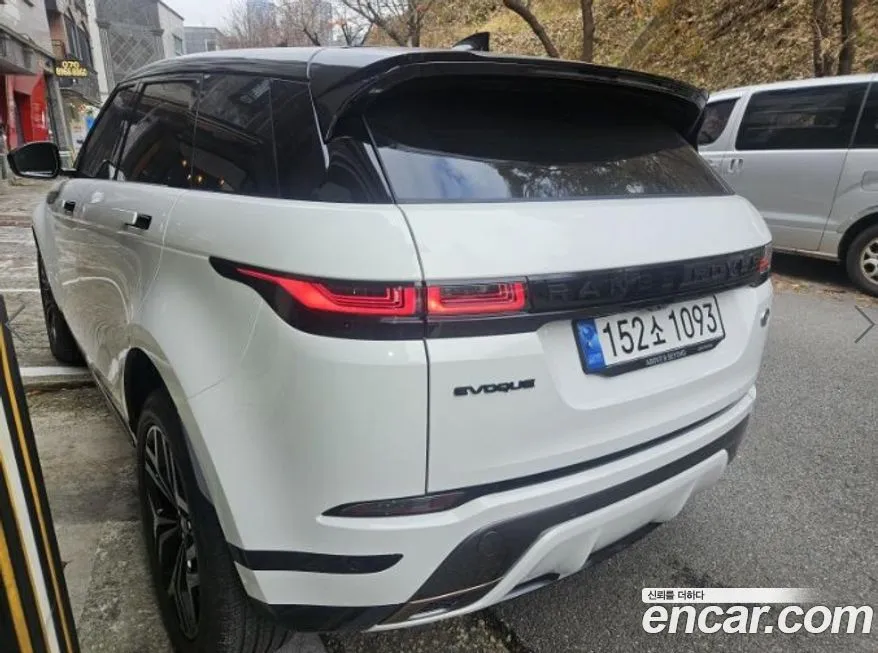 Land Rover Range Rover Evoque — фото 4