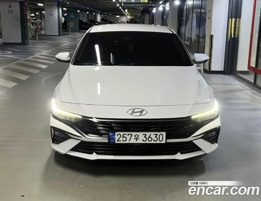 Hyundai AVANTE — фото 1