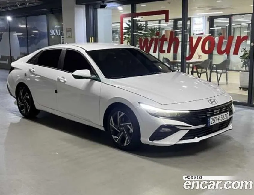 Hyundai AVANTE — фото 2