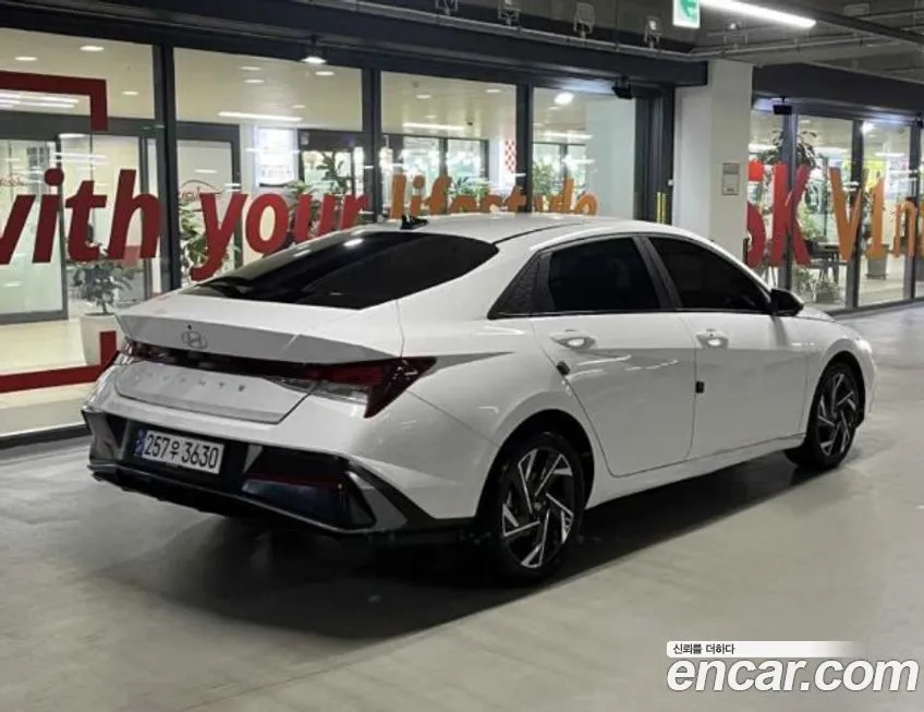 Hyundai AVANTE — фото 4