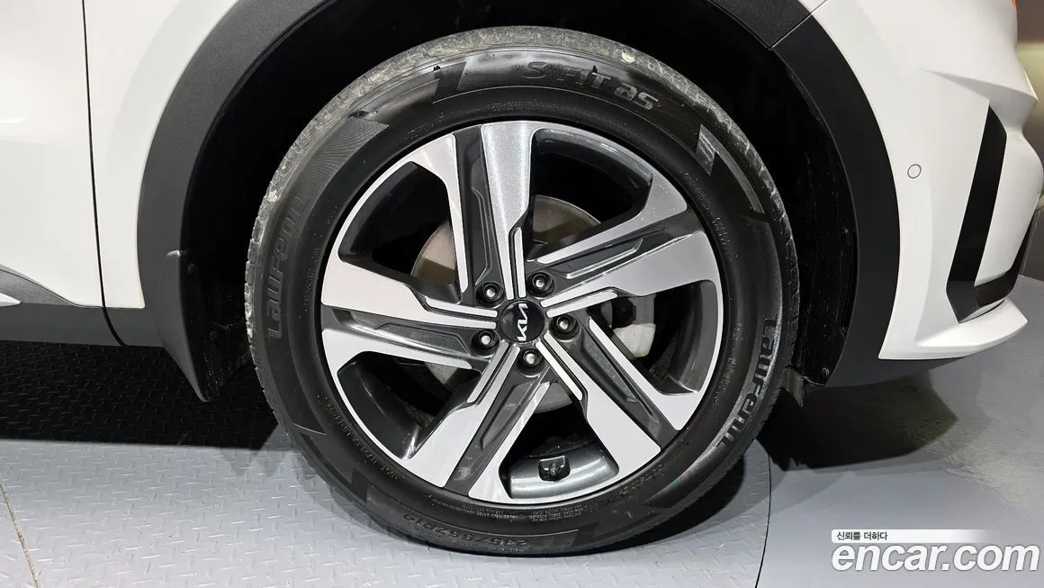 Kia Sorento — фото 5