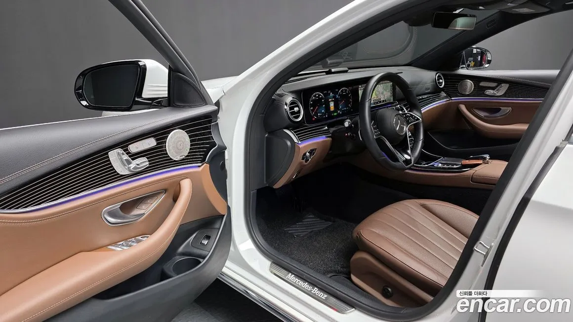 Mercedes-Benz E-Class — фото 10