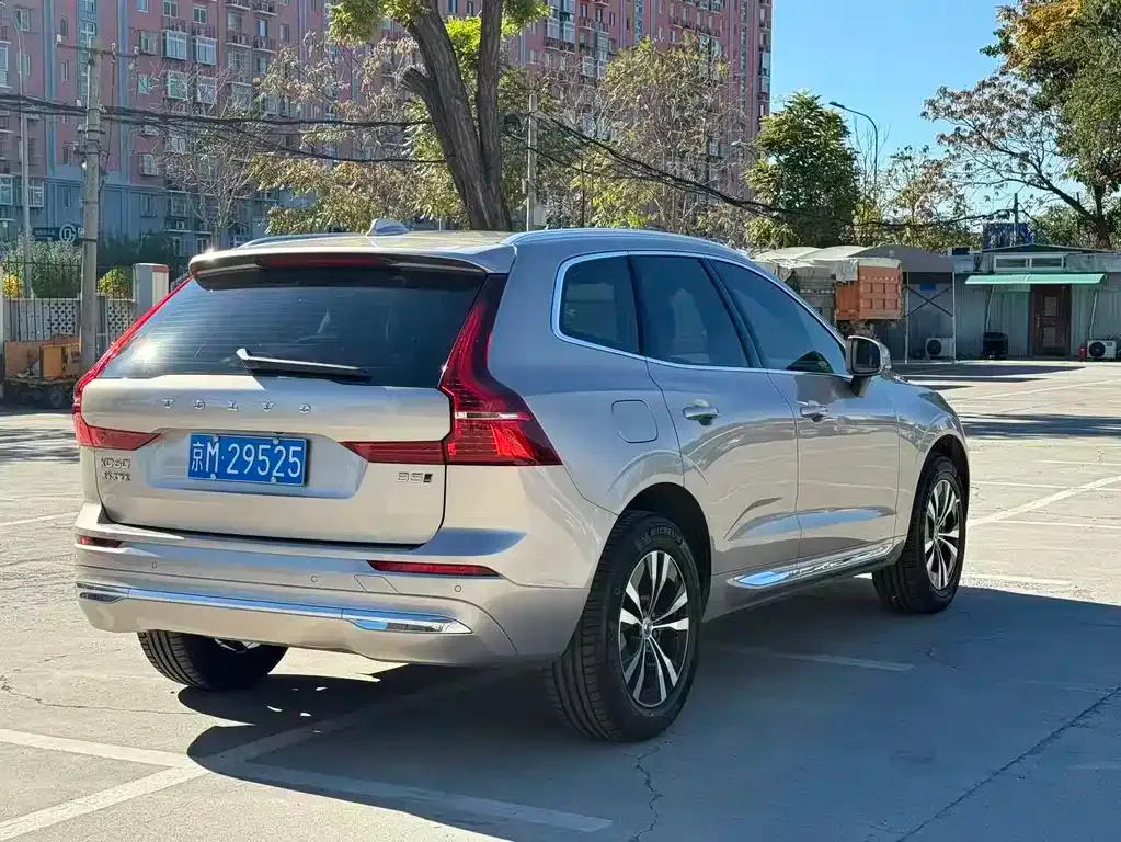 Volvo XC60 — фото 4