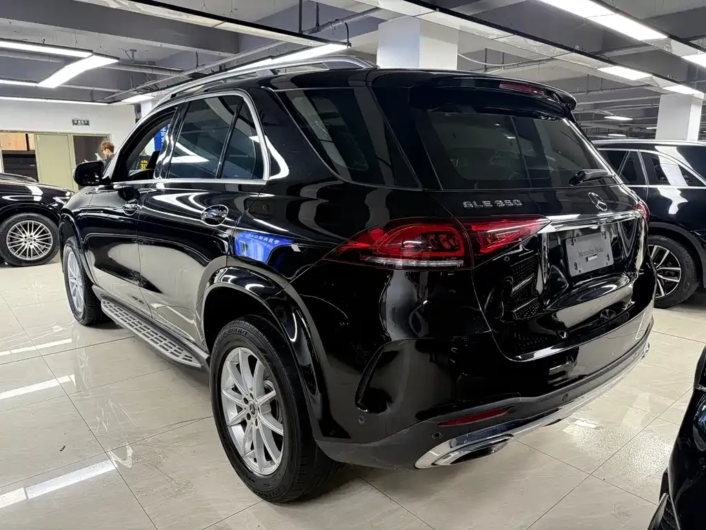 Mercedes-Benz GLE — фото 7