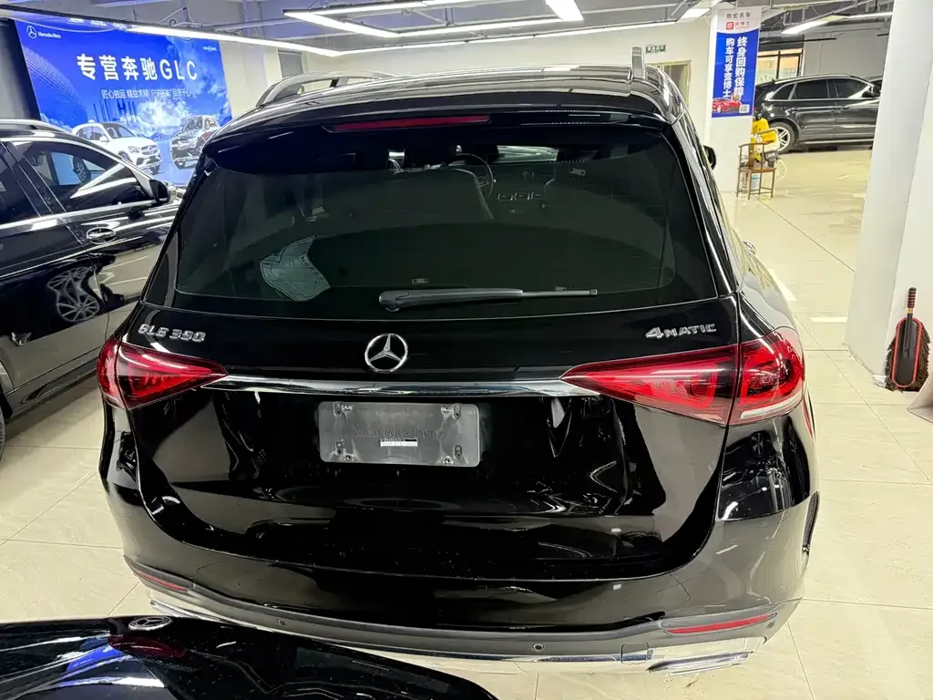 Mercedes-Benz GLE — фото 8