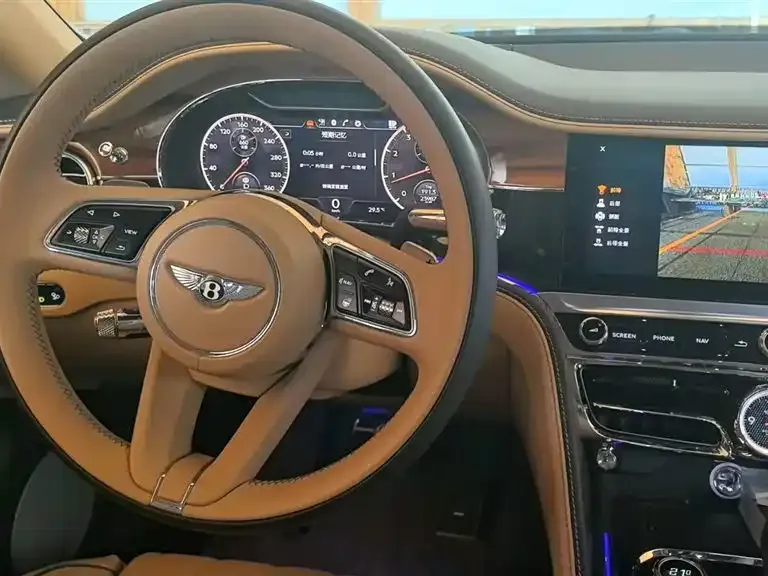 Bentley Flying Spur — фото 6