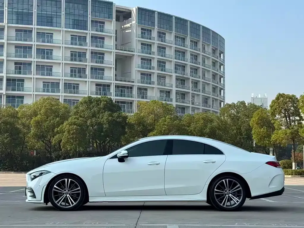 Mercedes-Benz CLS — фото 7