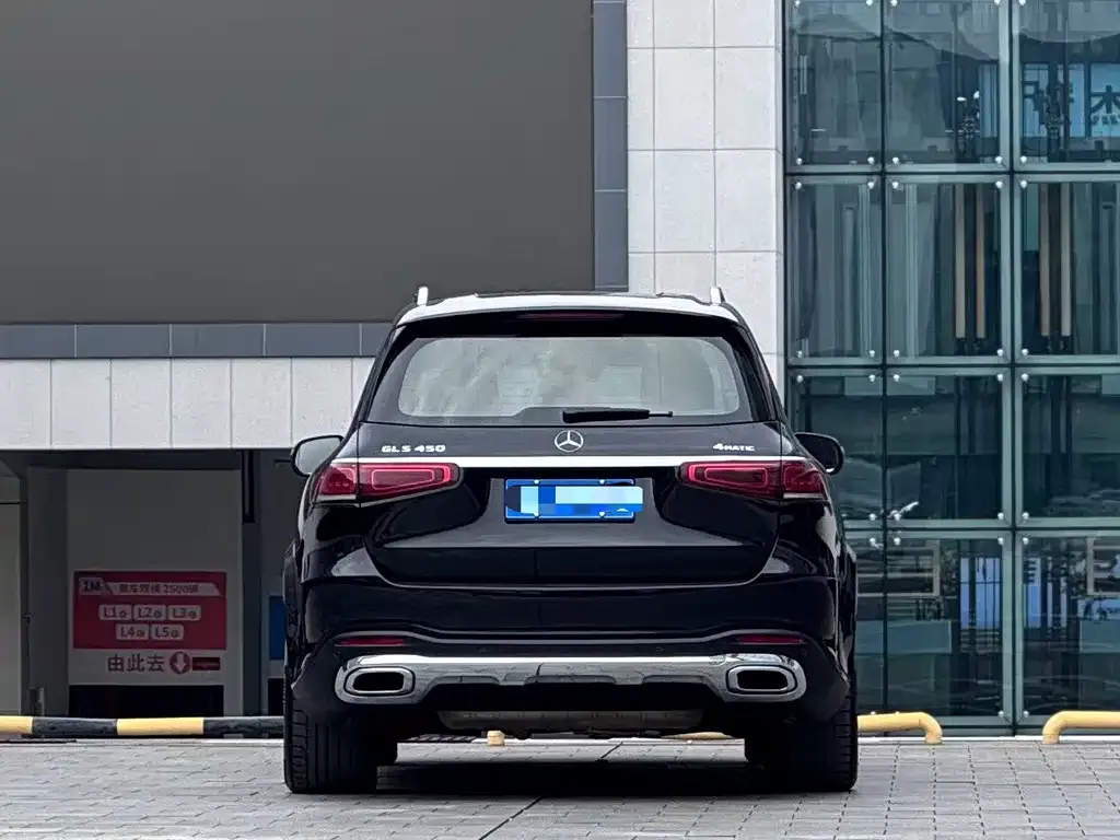 Mercedes-Benz GLS — фото 4