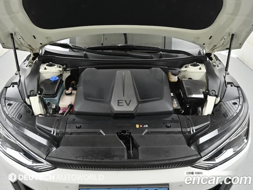 Kia EV6 — фото 6
