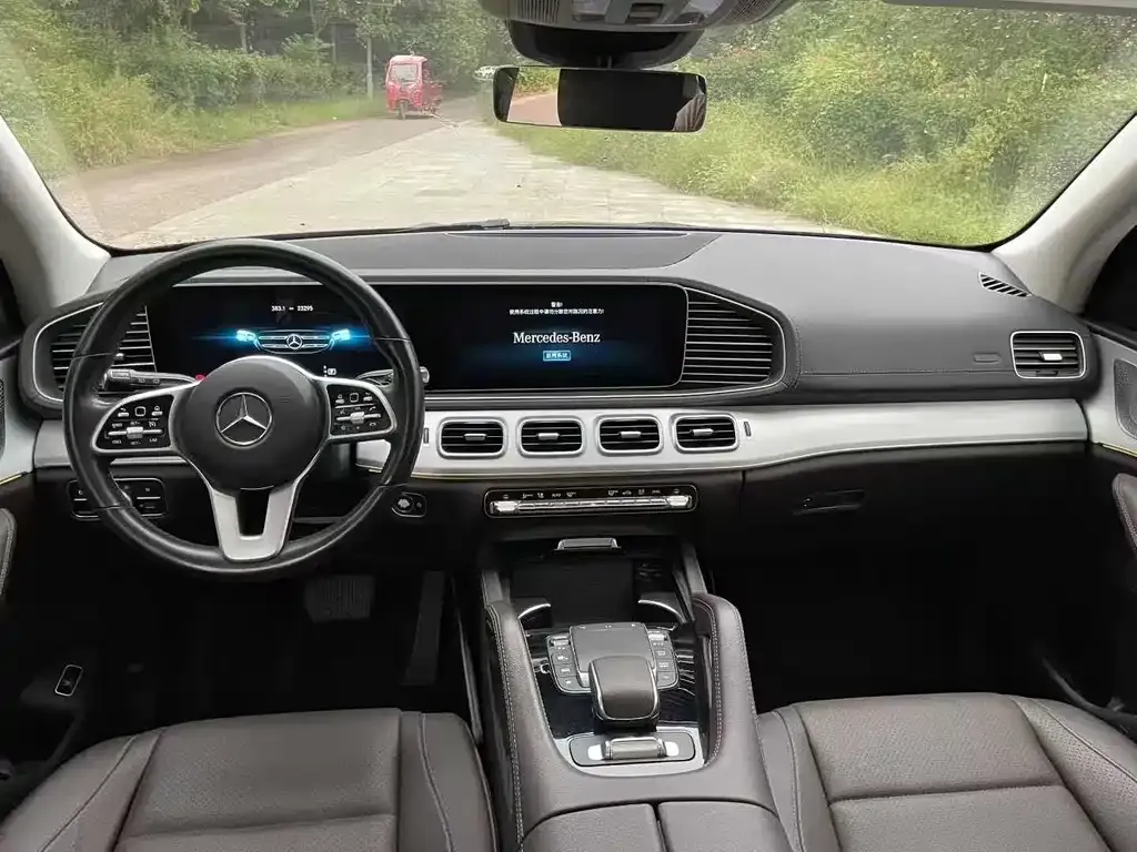 Mercedes-Benz GLE — фото 5