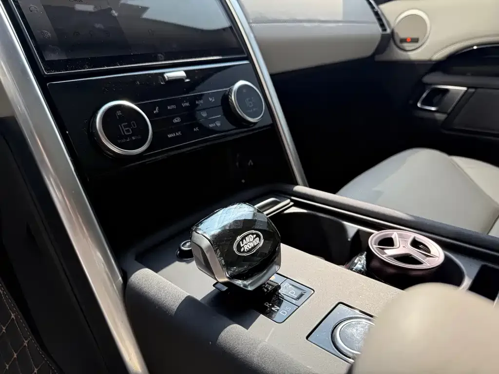 Land Rover Discovery — фото 10