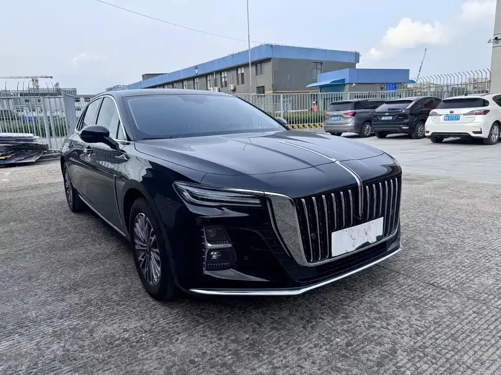 Hongqi H5 — фото 3