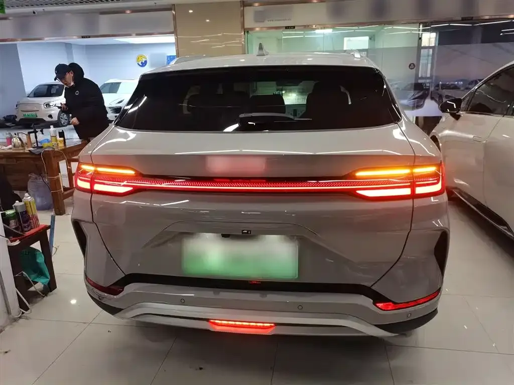 BYD PLUS New Energy — фото 6
