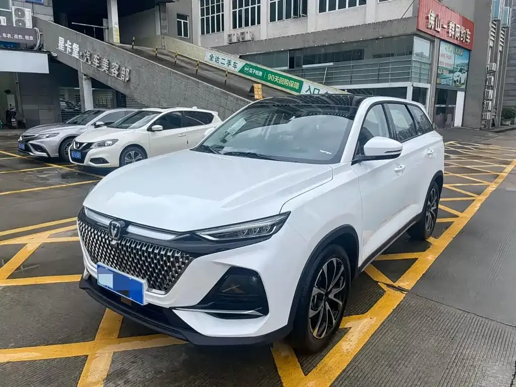 Changan X7 PLUS — фото 1