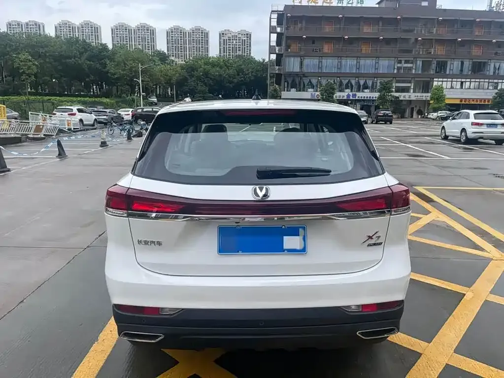 Changan X7 PLUS — фото 9