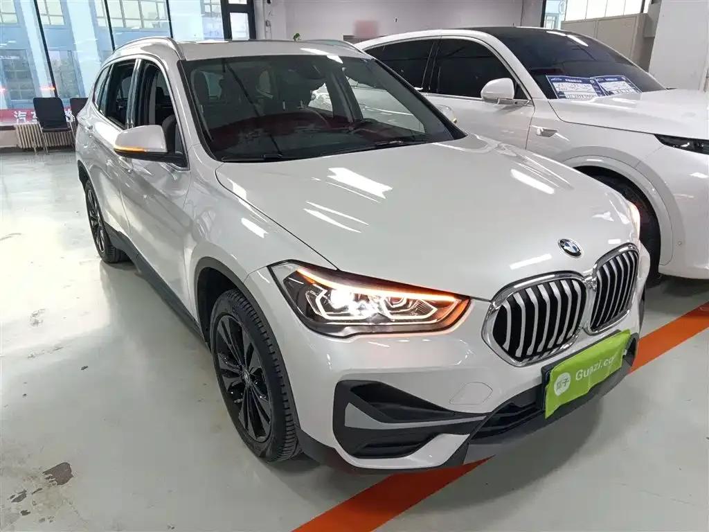 BMW X1 — фото 4