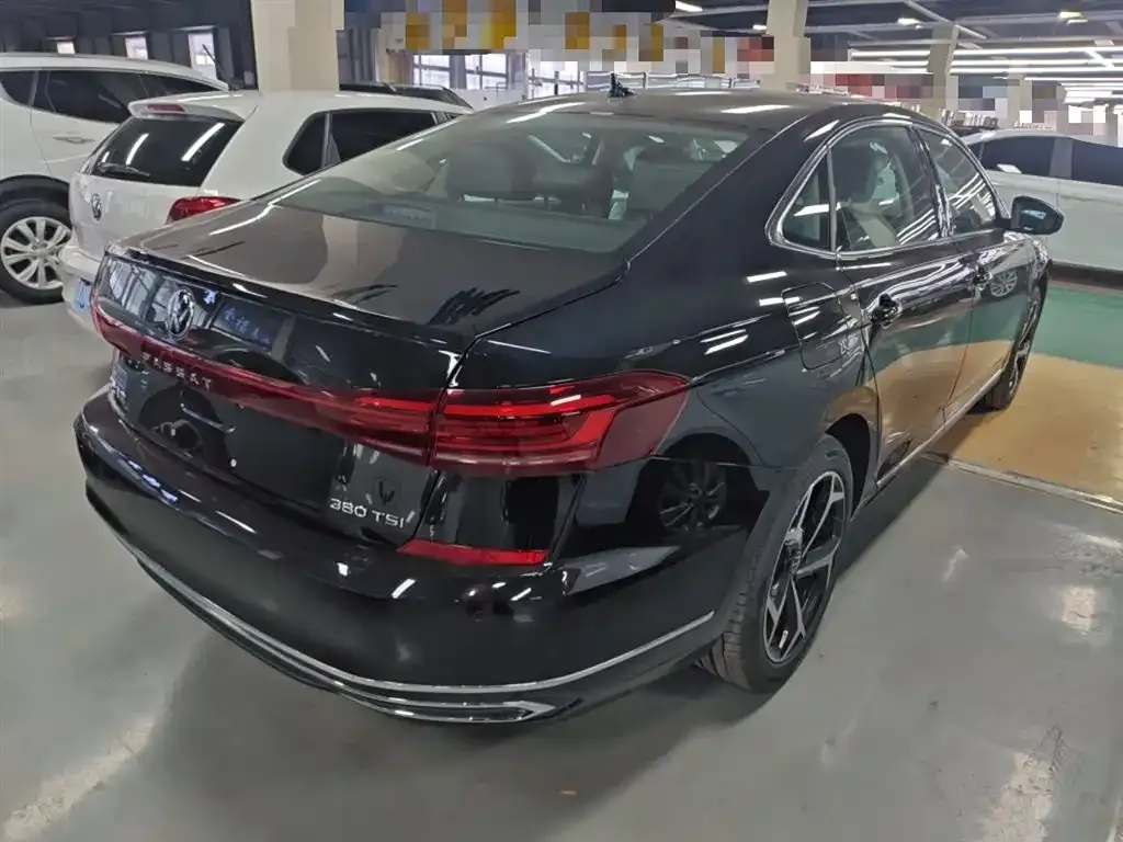 Volkswagen Passat — фото 7