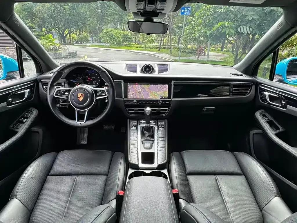 Porsche Macan — фото 10