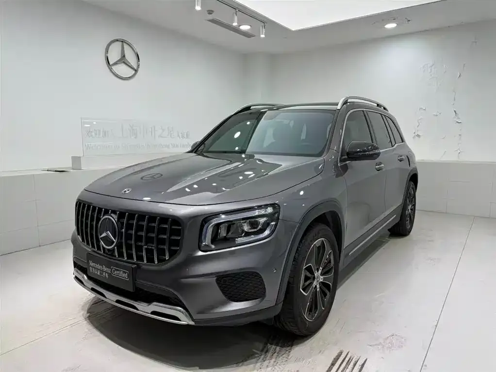 Mercedes-Benz GLB — фото 1