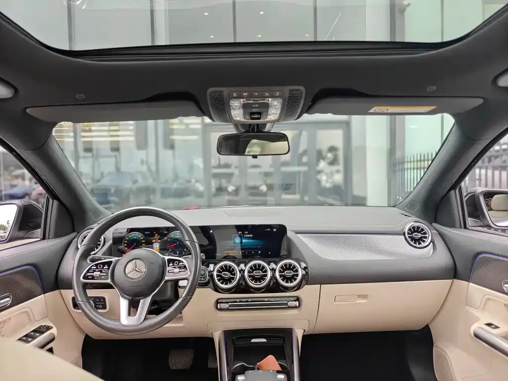 Mercedes-Benz GLA — фото 7
